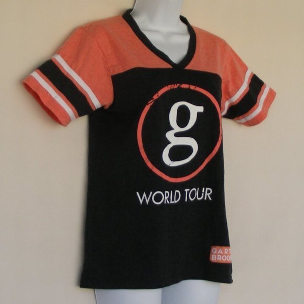 GARTH BROOKS Concert Tshirt, M, Ringer, #7 - Picture 2 of 5